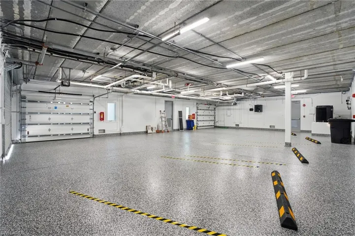 AMAZING EPOXY FLOORED ENCLOSED GARAGE - VIRTUALLY EDITED