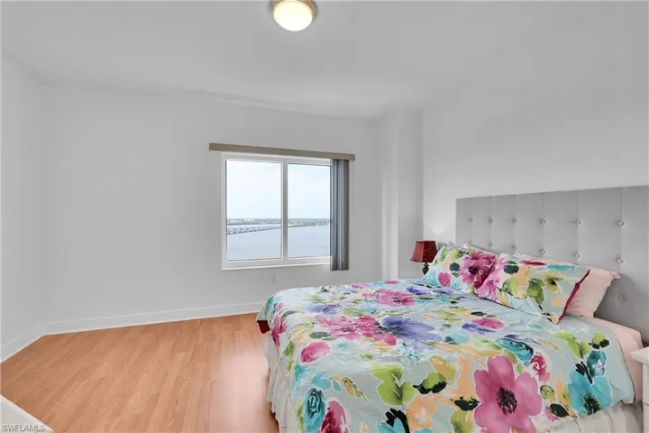 2745  1st  ST, Fort Myers, FL 33916
