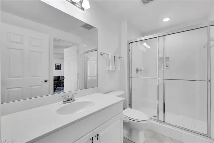 2745  1st  ST, Fort Myers, FL 33916