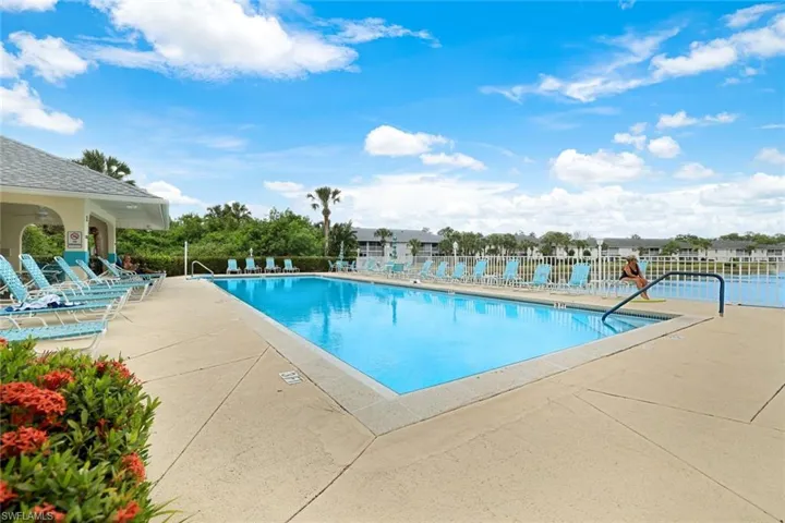345  Gabriel  CIR, Naples, FL 34104