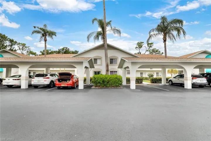 345  Gabriel  CIR, Naples, FL 34104