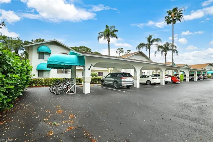 345  Gabriel  CIR, Naples, FL 34104