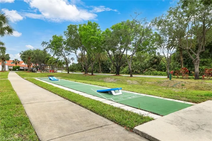 345  Gabriel  CIR, Naples, FL 34104