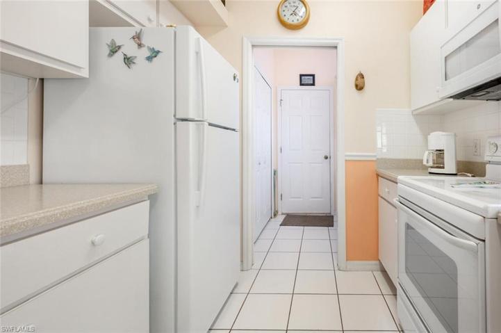 10730  Blue Bimini  CIR, Estero, FL 33928