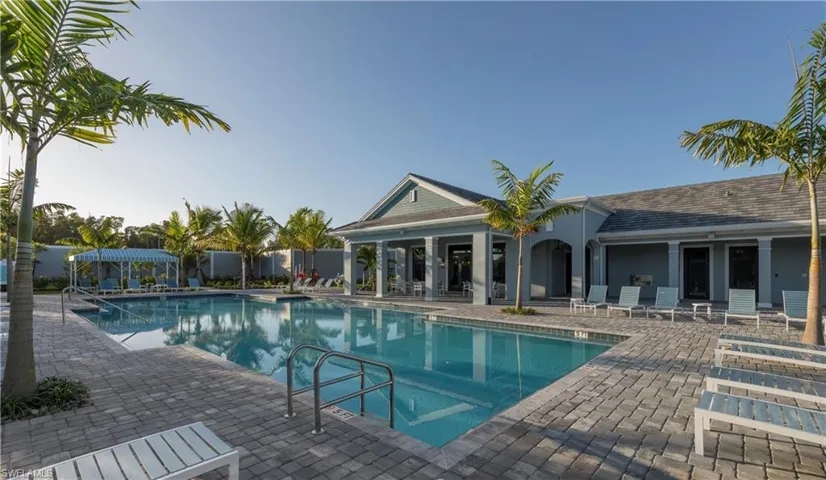 2652  Seychelles  DR, Naples, FL 34112