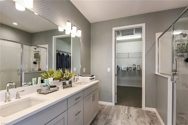 2652  Seychelles  DR, Naples, FL 34112