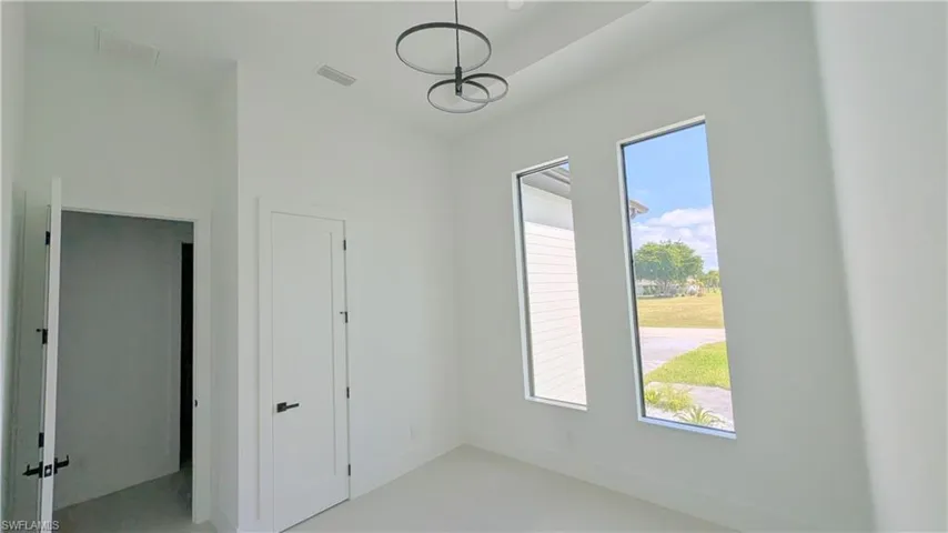1606 Nw 37th Ave, Cape Coral, Florida 33993