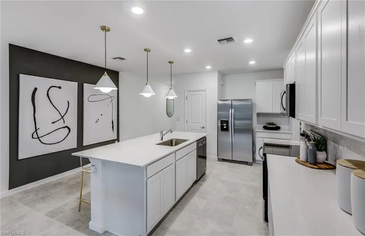 Alder model home photos. Options may vary for this home.