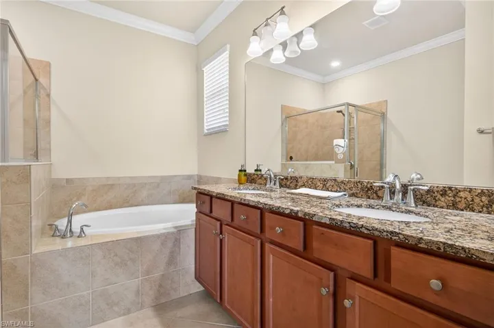 2548 Caslotti Way, Cape Coral, Florida 33909