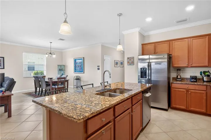 2548 Caslotti Way, Cape Coral, Florida 33909