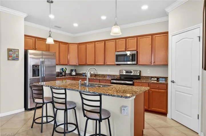 2548 Caslotti Way, Cape Coral, Florida 33909