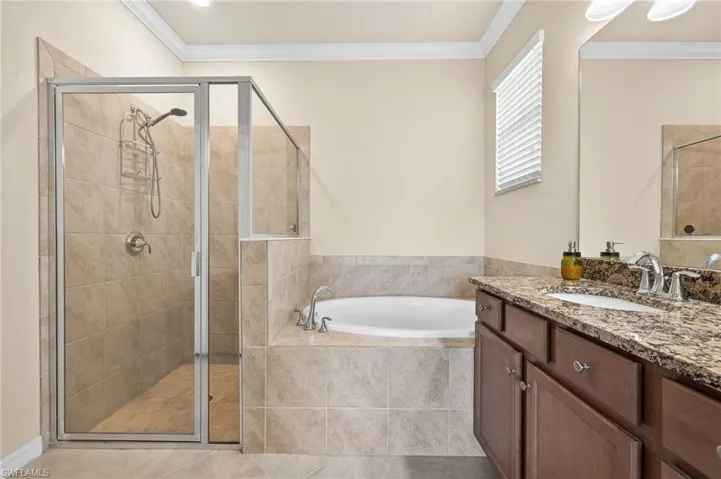 2548 Caslotti Way, Cape Coral, Florida 33909