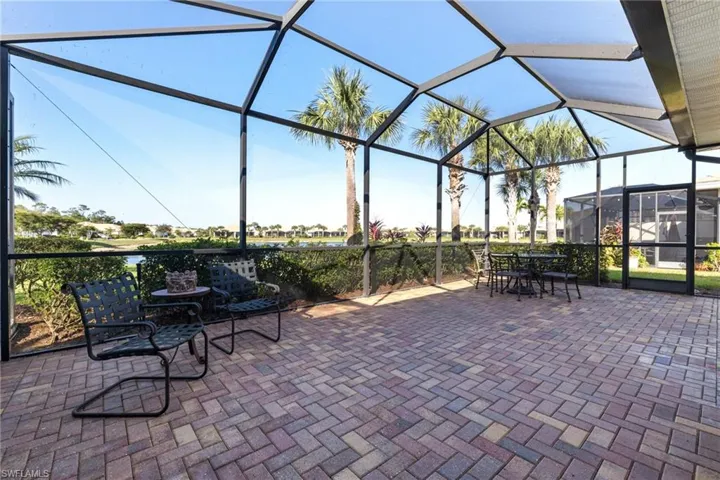 View of patio / terrace with glass enclosure