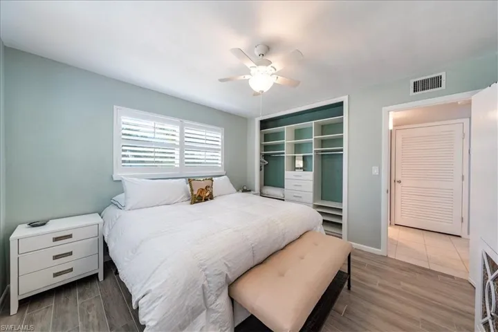 209 8th Ave S 209b, Naples, Florida 34102