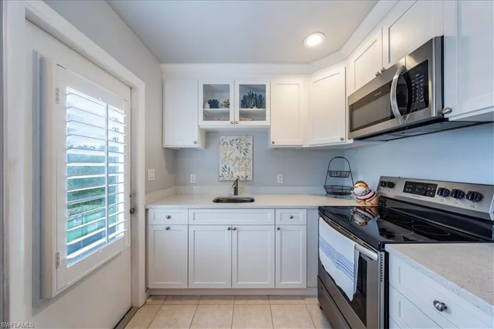 209 8th Ave S 209b, Naples, Florida 34102
