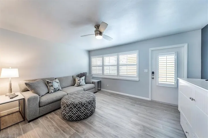209 8th Ave S 209b, Naples, Florida 34102