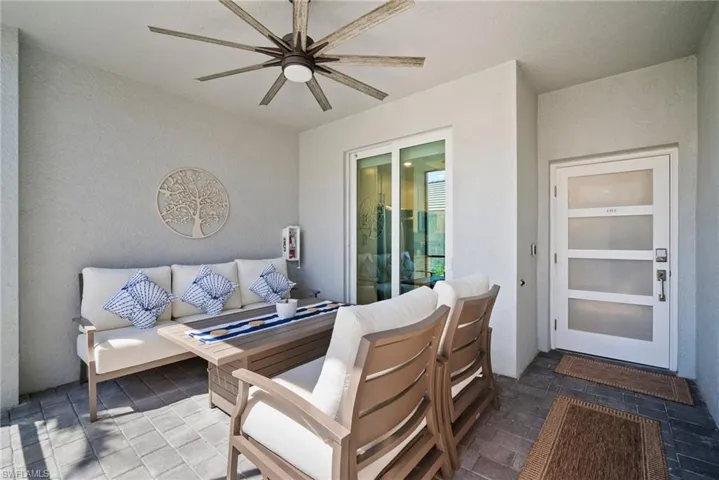 Front Lanai