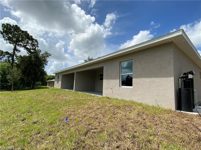 5113-5115  30th SW ST, Lehigh Acres, FL 33973