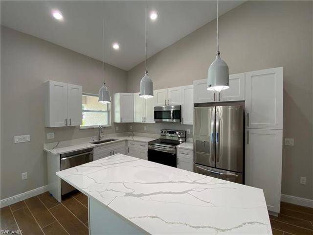 5113-5115  30th SW ST, Lehigh Acres, FL 33973