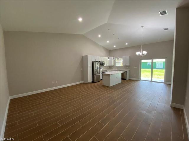 5113-5115  30th SW ST, Lehigh Acres, FL 33973