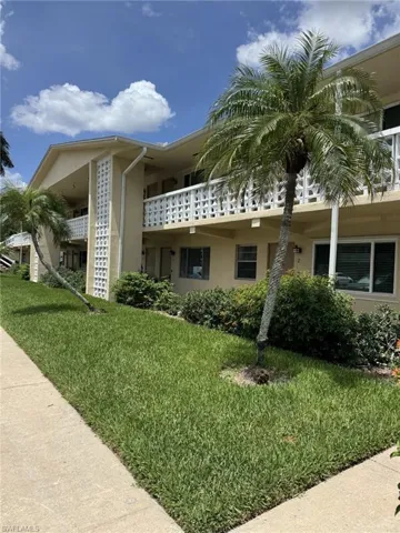 13151 Kings Point Dr 7a, Fort Myers, Florida 33919