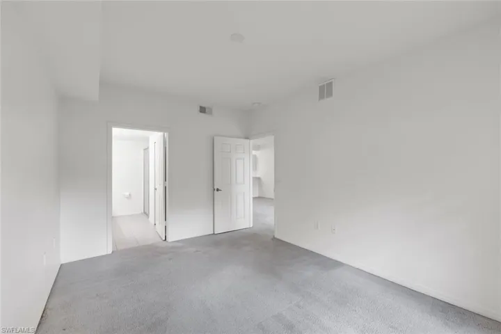 432  Valerie  WAY, Naples, FL 34104