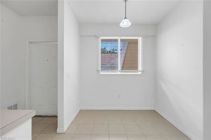 432  Valerie  WAY, Naples, FL 34104