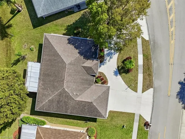 716  Charlemagne  BLVD, Naples, FL 34112