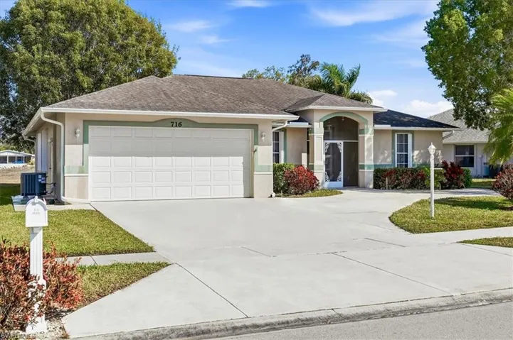 716  Charlemagne  BLVD, Naples, FL 34112