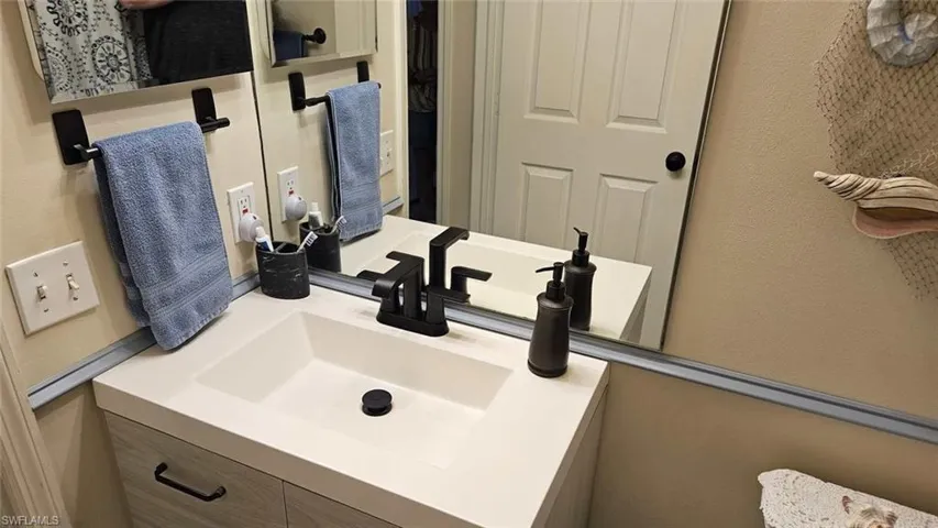 27142 Jackson Ave, Bonita Springs, Florida 34135
