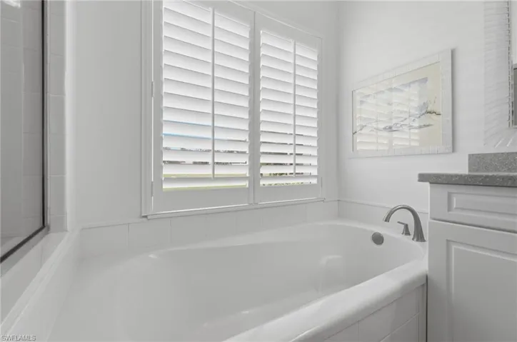 14846 Crescent Cove Dr, Fort Myers, Florida 33908