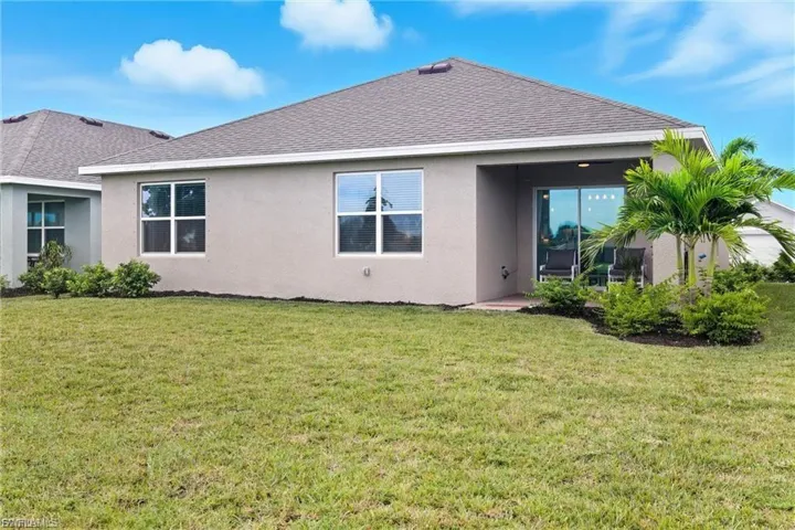 20276 Camino Torcido Loop, North Fort Myers, Florida 33917