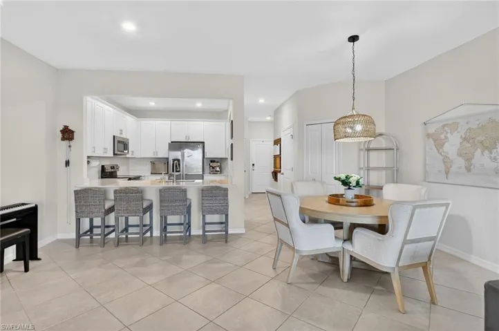 2821  Citrus  ST, Naples, FL 34120