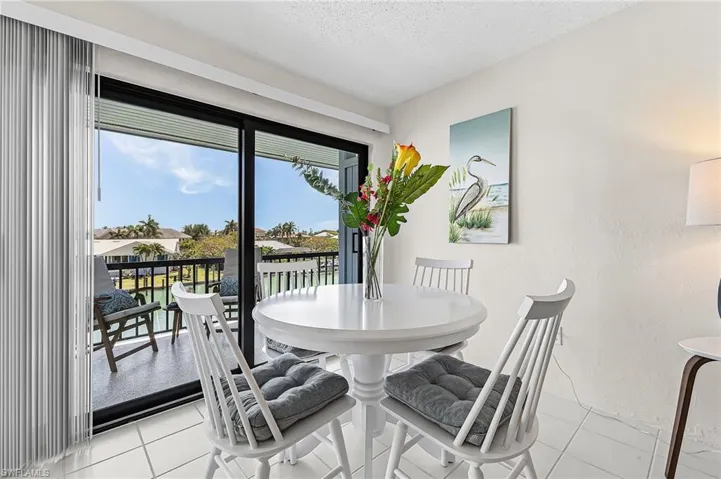 1250 Tennisplace Ct B32, Sanibel, Florida 33957