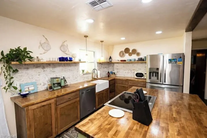 1641 Mansville Ter, North Fort Myers, Florida 33903