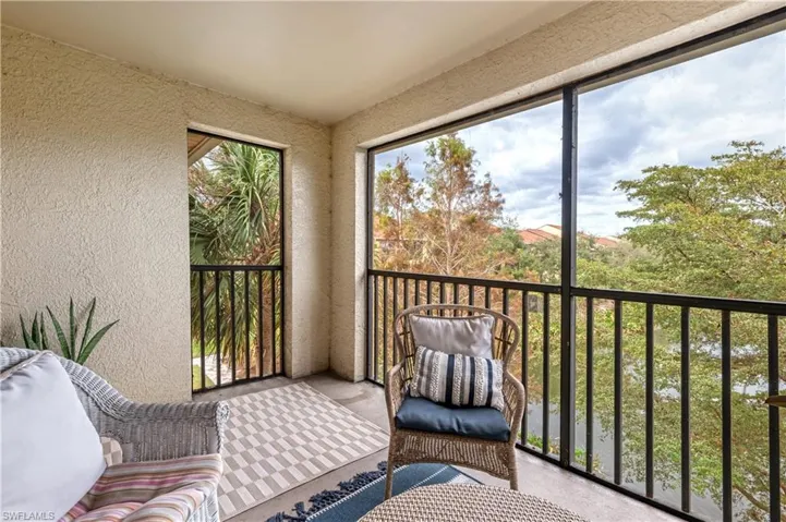7905  Preserve  CIR, Naples, FL 34119