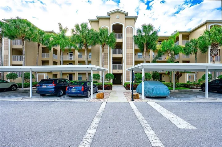 3790  Sawgrass  WAY, Naples, FL 34112