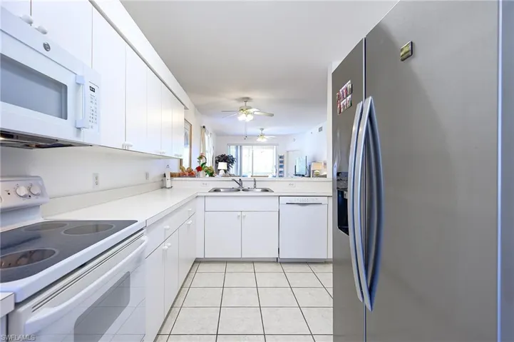 3790  Sawgrass  WAY, Naples, FL 34112