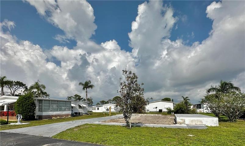 VACANT LOT for sale in Lazy Days priced RIGHT for immediate sale!