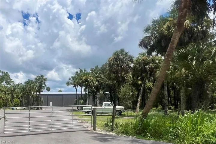 ROCK ROAD STREET VIEW