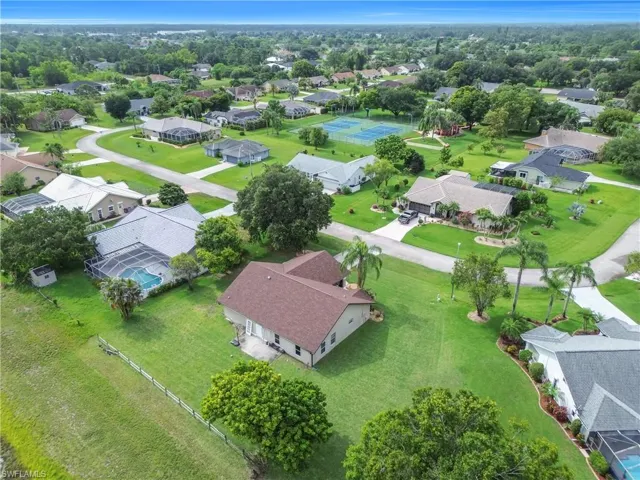 538 Whispering Wind Bend, Lehigh Acres, Florida 33974
