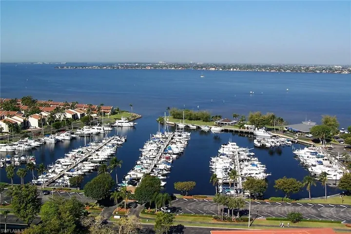 4574 Trawler Ct 202, Fort Myers, Florida 33919