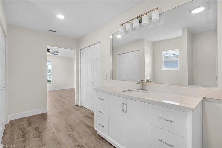 1284 Rainbow Ct, Naples, Florida 34110