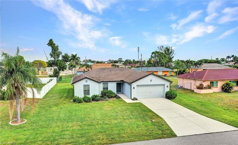 PRICED RIGHT & READY for YOU to move in!