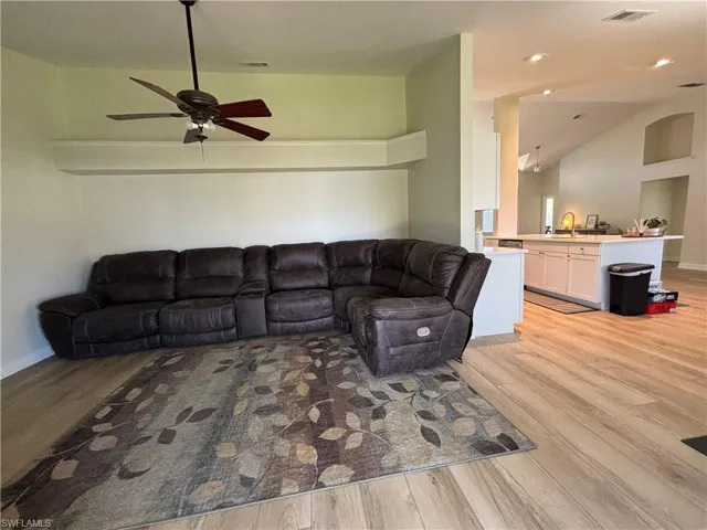 9241  Cypress N DR, Fort Myers, FL 33967
