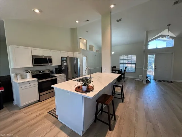 9241  Cypress N DR, Fort Myers, FL 33967