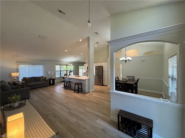 9241  Cypress N DR, Fort Myers, FL 33967