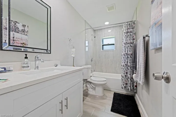 165 Charles St, Fort Myers, Florida 33905
