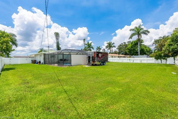 165 Charles St, Fort Myers, Florida 33905