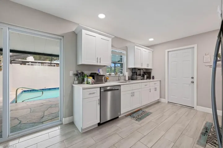165 Charles St, Fort Myers, Florida 33905